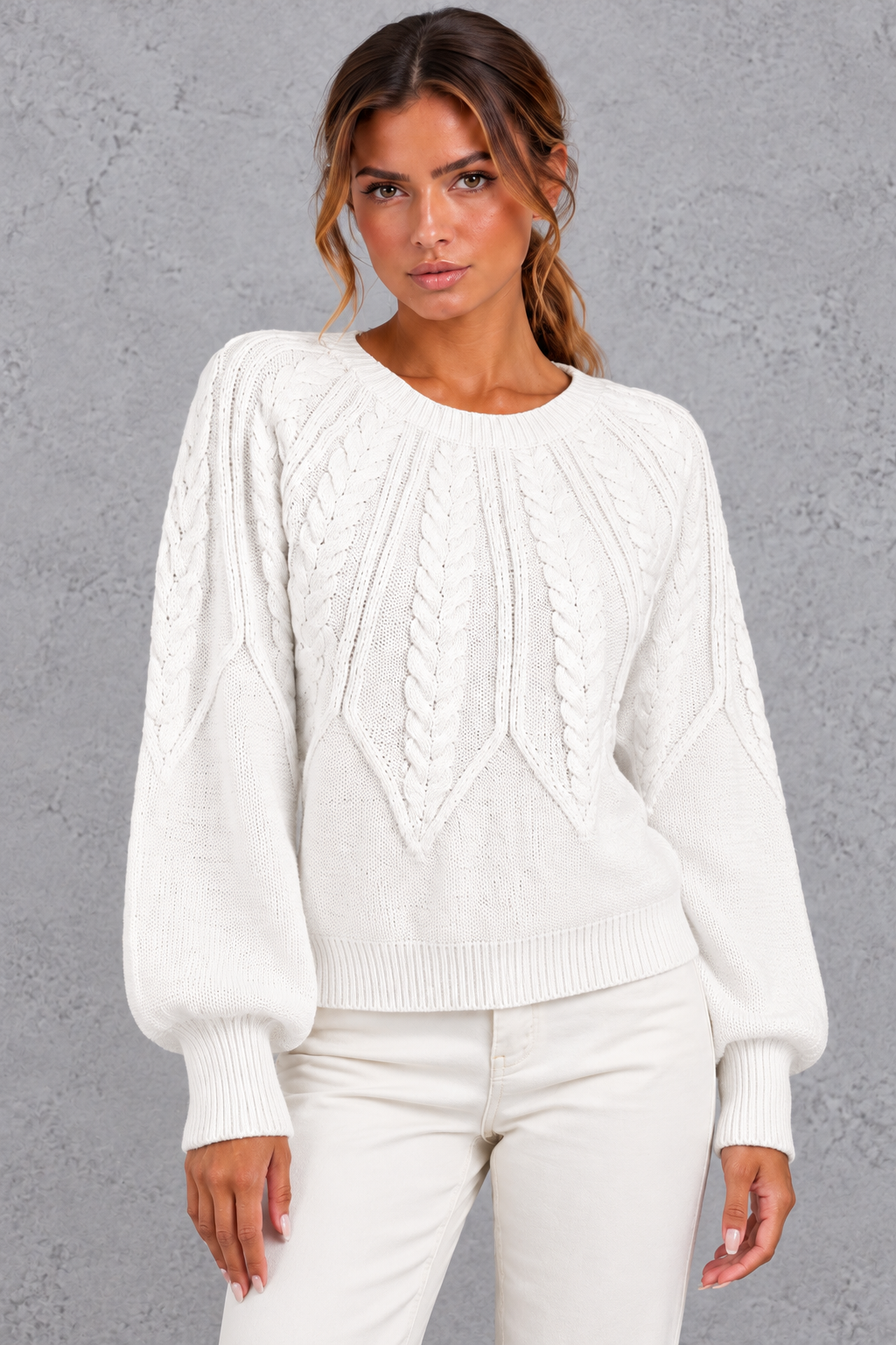 Women's cable-knit round-neck jumper in White – front close-up