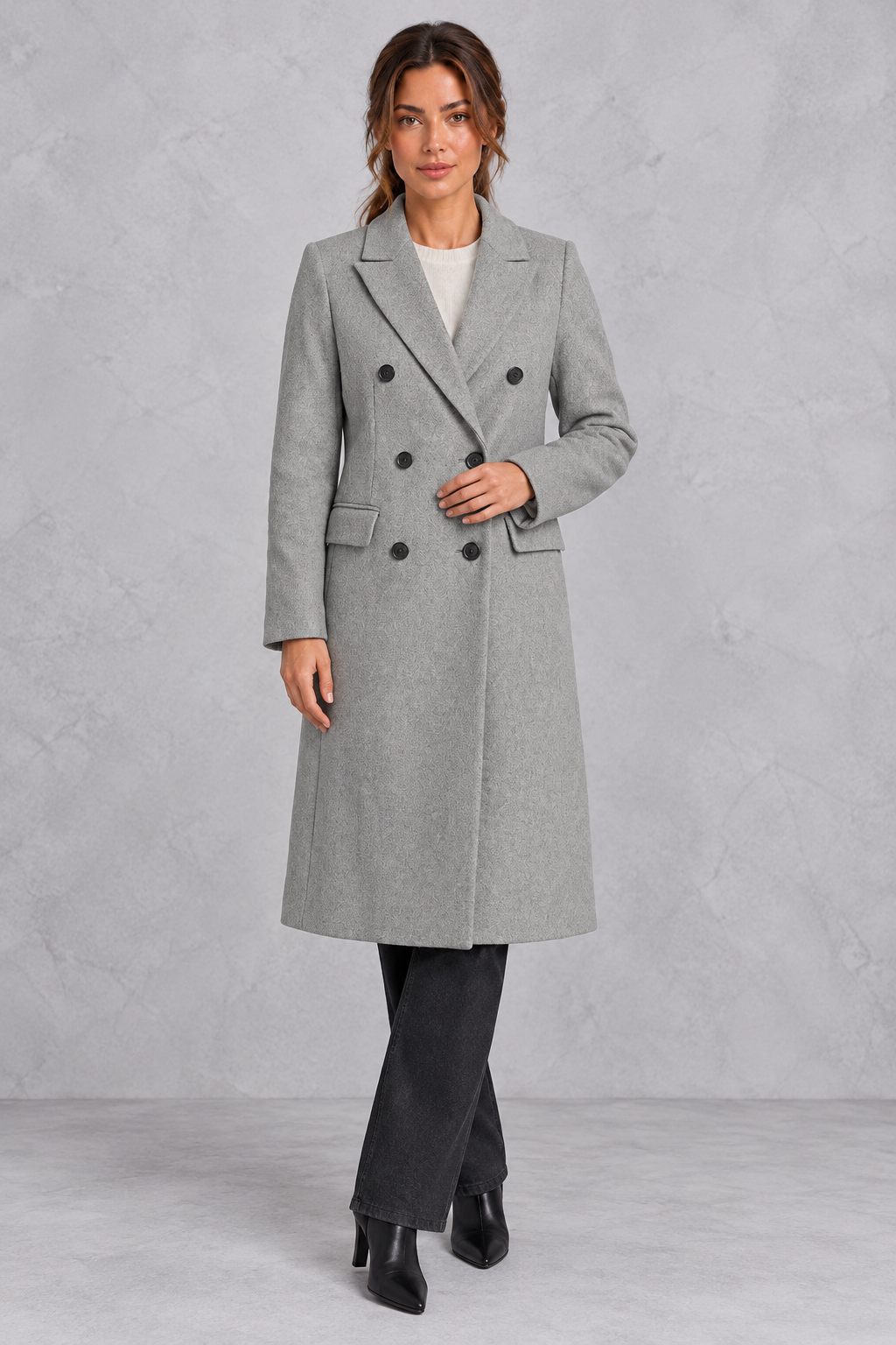 Women's double-breasted longline coat in Grey – front view