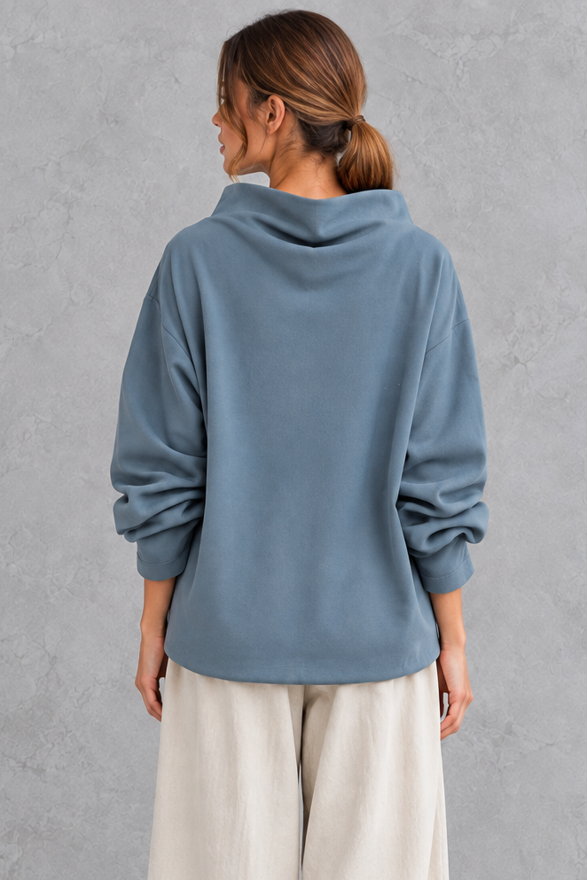 Women’s loose roll neck long sleeve jumper with a solid-colour finish and relaxed everyday silhouette – image 4