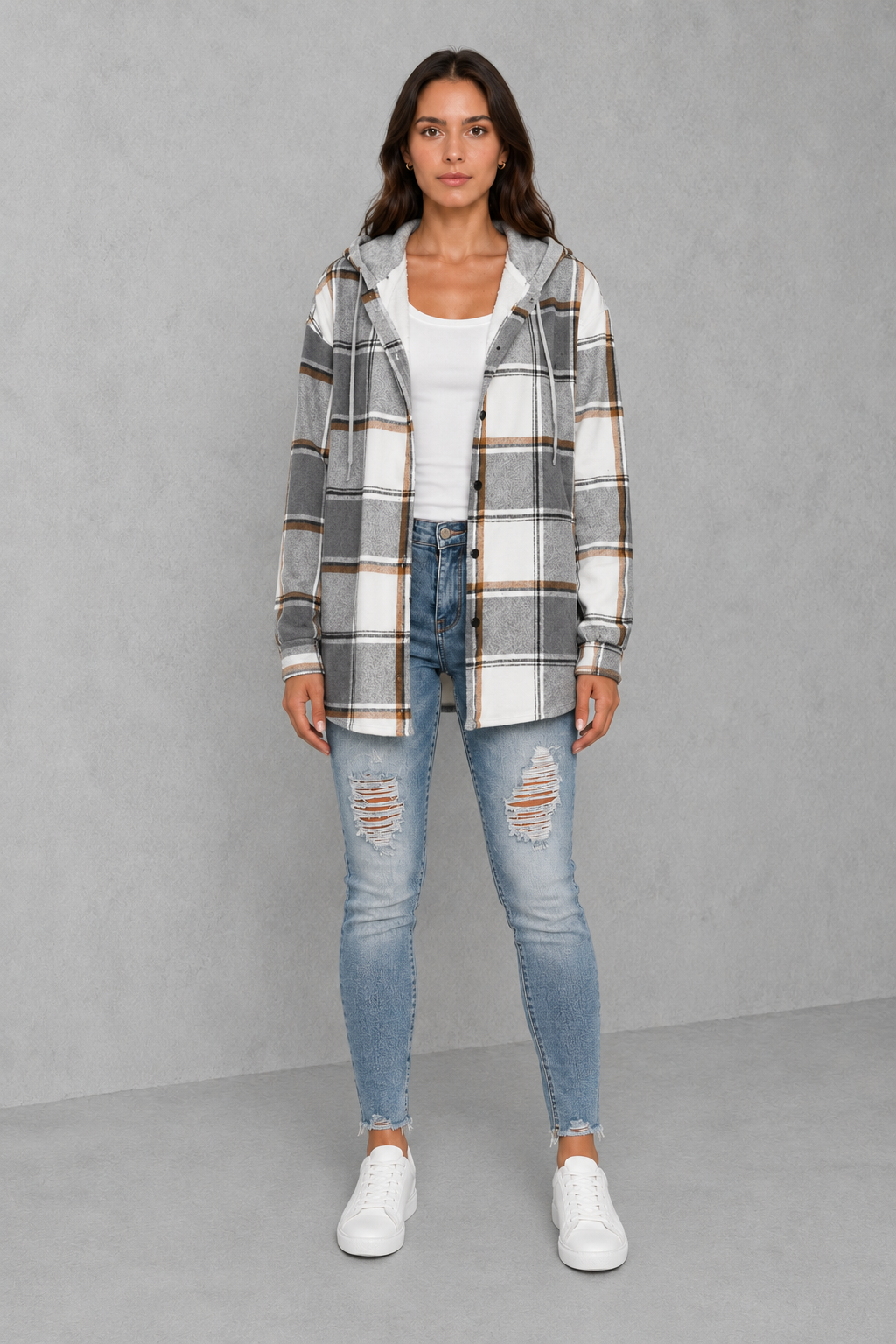 Women’s soft lightweight autumn jacket with an elegant, flattering everyday fit.
