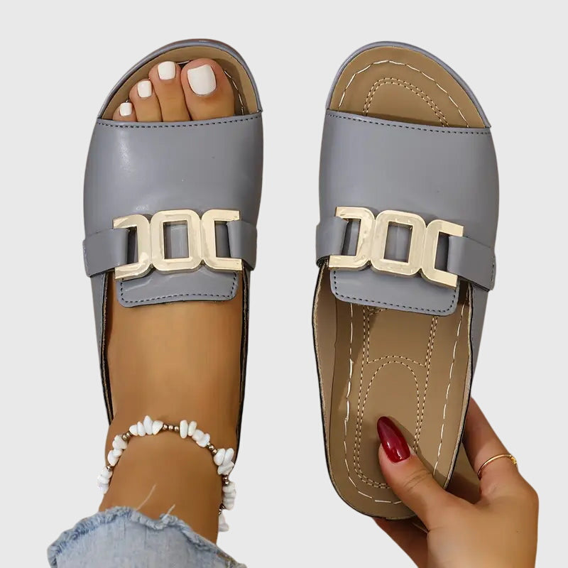 Women’s buckle strap comfort sandals with open toe design