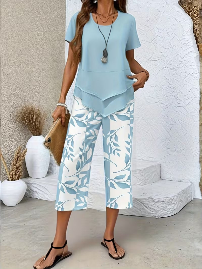Women’s leaf print top and pants two piece set with relaxed fit