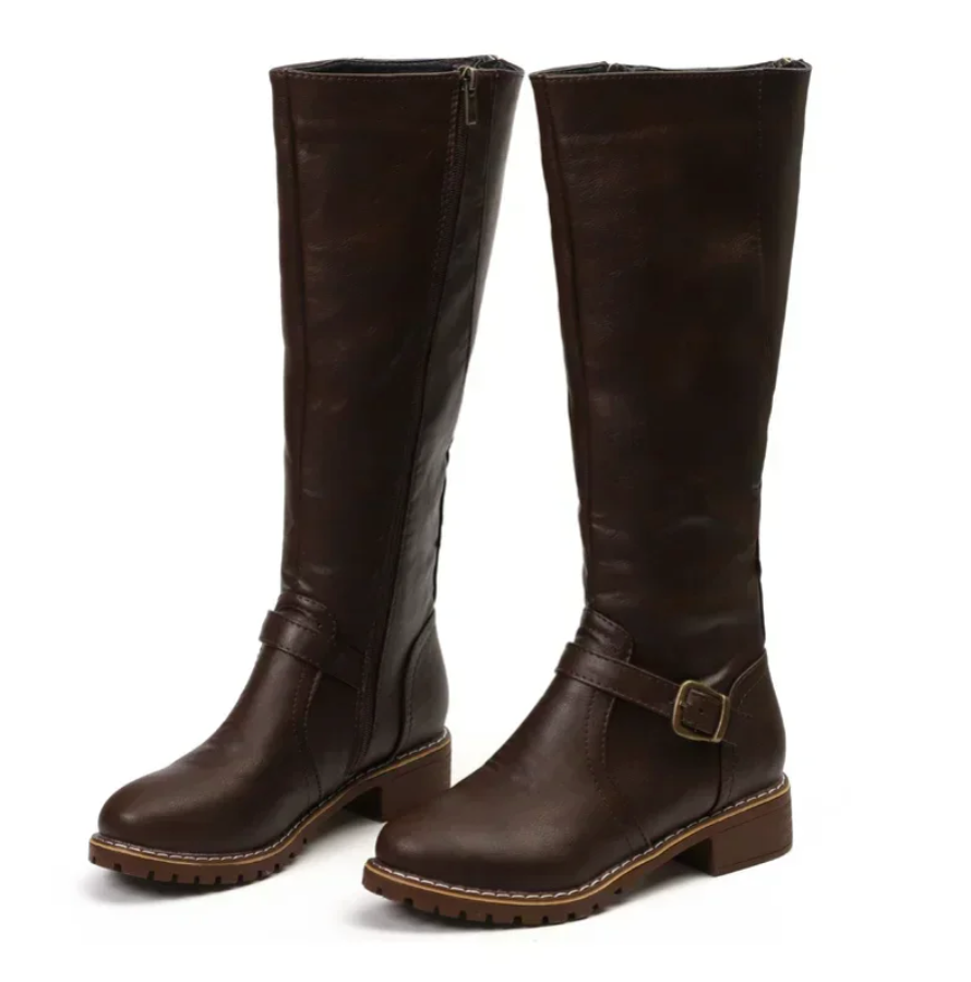Women’s trendy boots in dark brown with gel sole and cushioned footbed, comfortable and non-slip for work and everyday wear.