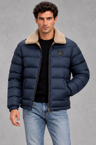 Men's Lightweight Puffer Jacket in Navy Blue – front view