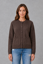 Shop this women’s chunky knit cardigan with a relaxed fit, round neck and thick knitted texture. A cosy everyday layer for autumn and winter.