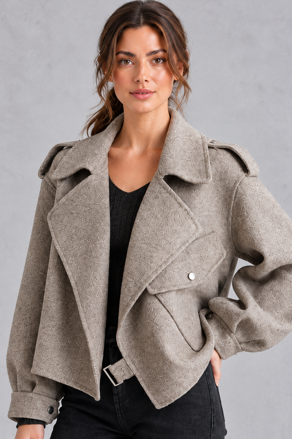 Women's cropped wool jacket in Taupe – close-up view