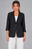 Women's relaxed-fit blazer in Black – front view