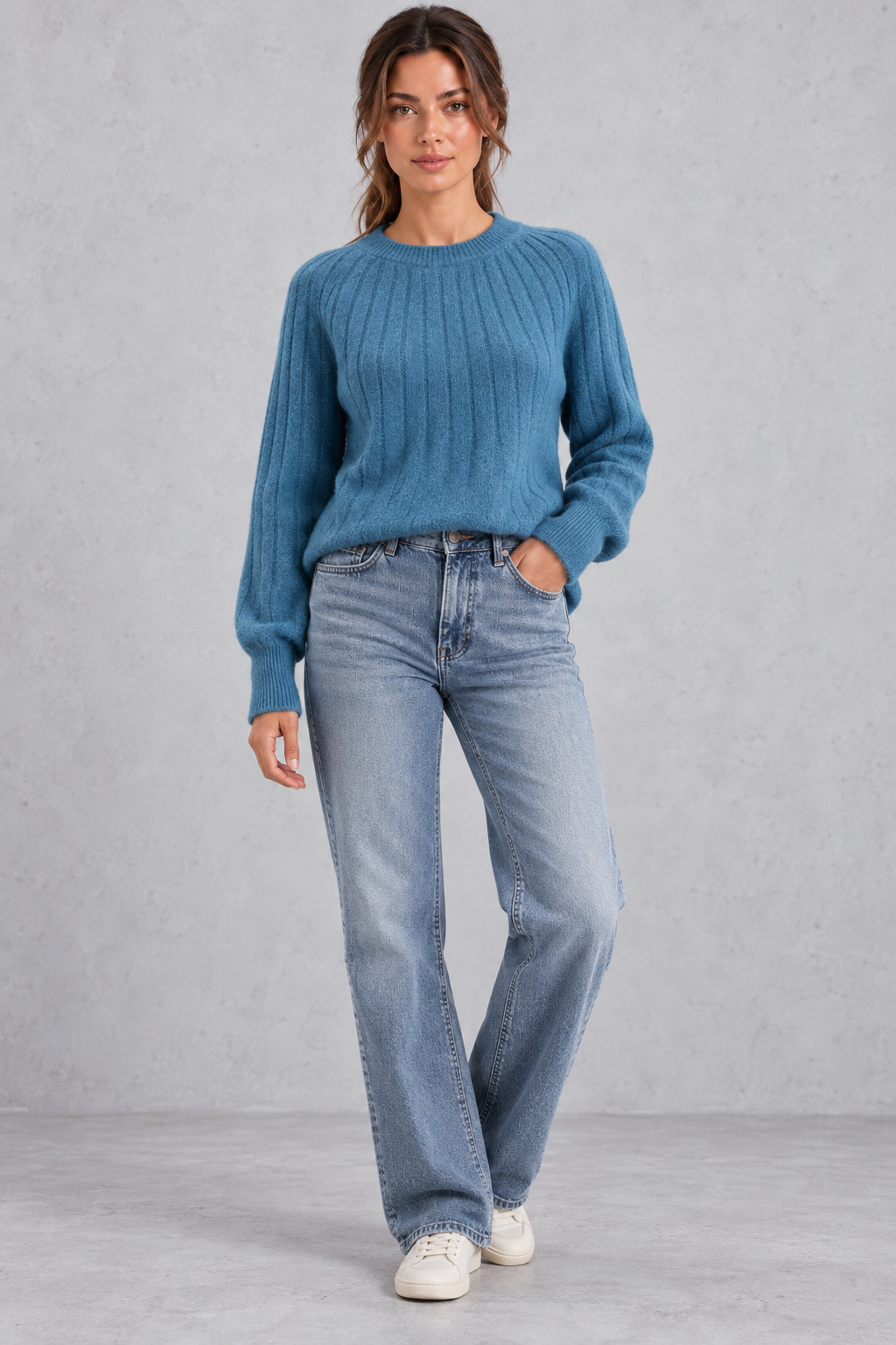 Women's blue wide rib crew neck jumper – full-length view