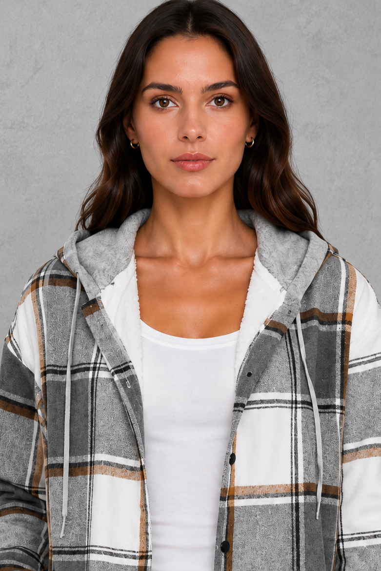 Women’s soft lightweight autumn jacket with an elegant, flattering everyday fit.