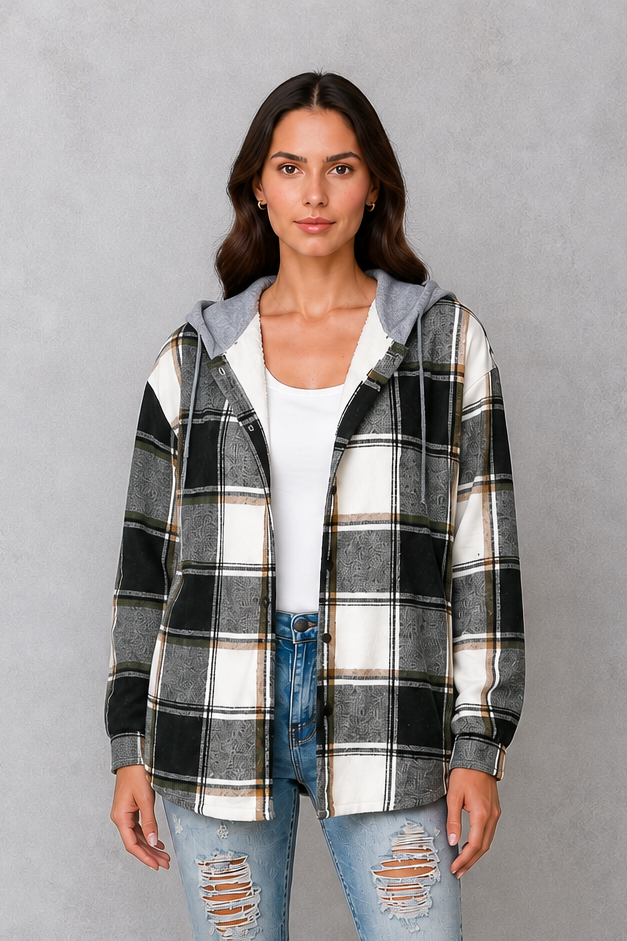 Women’s soft lightweight autumn jacket with an elegant, flattering everyday fit.