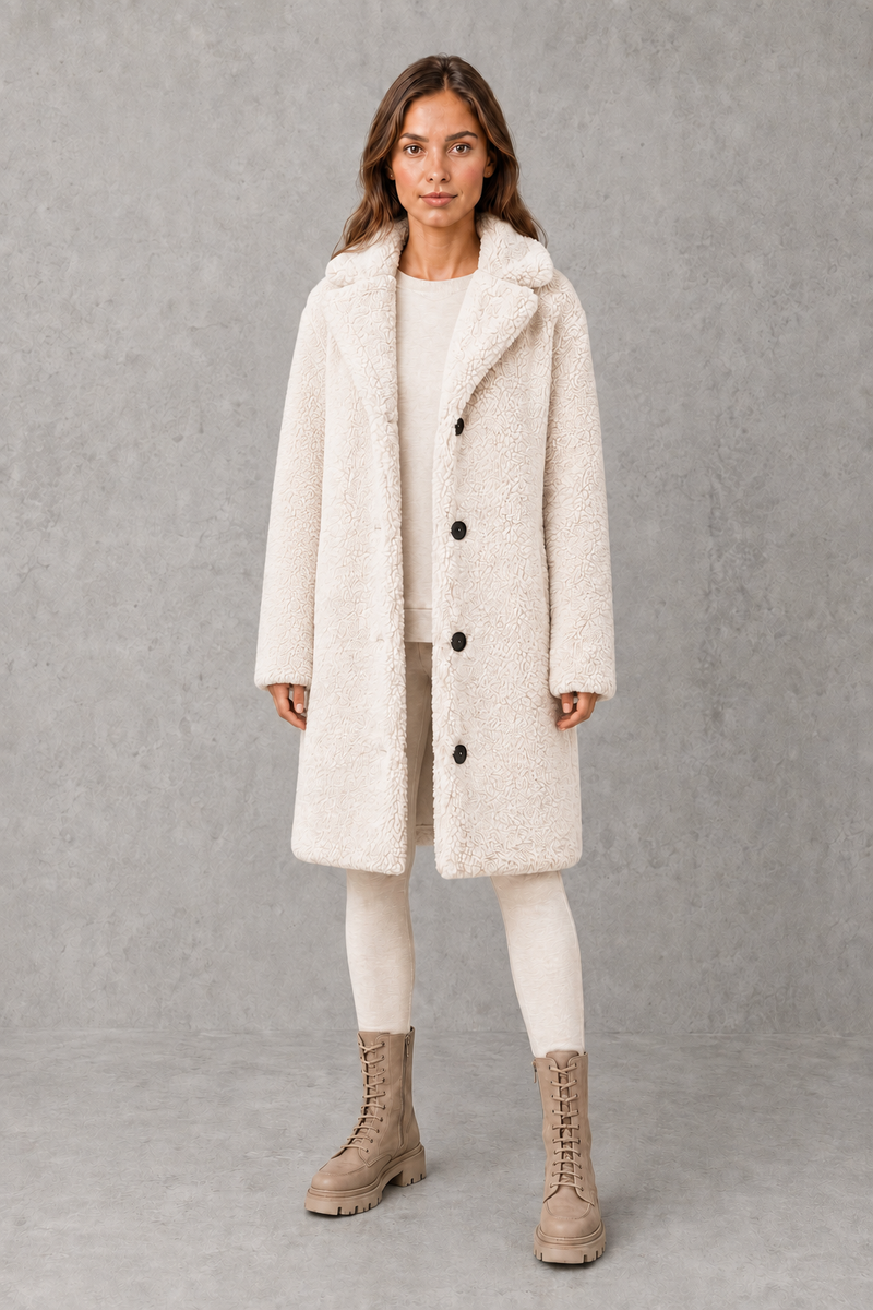 Women’s Teddy Coat  with soft plush texture, elegant collar and single-breasted design, ideal for stylish autumn and winter layering.