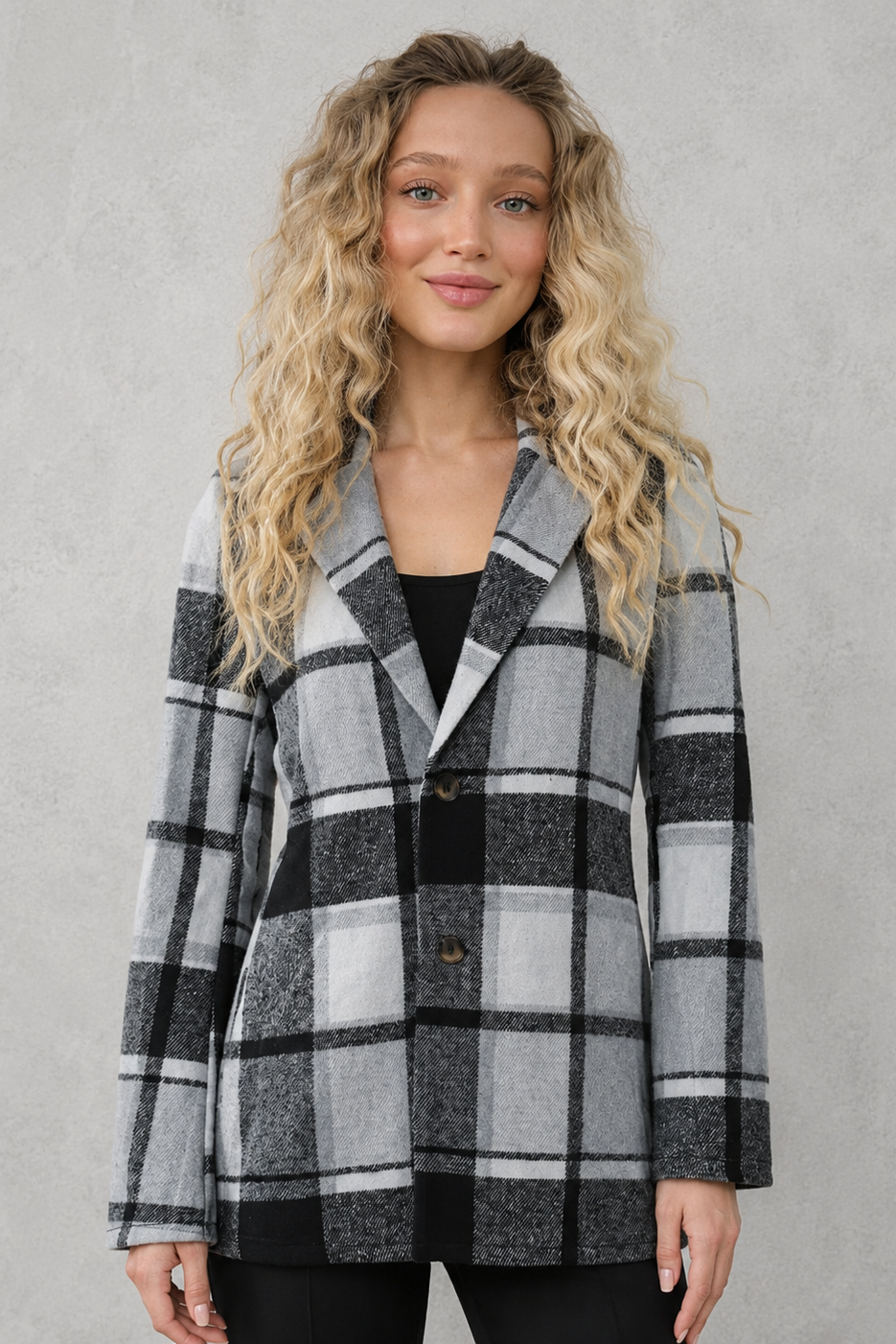Women's lightweight tailored blazer in a smart casual open-front design with long sleeves and a relaxed fit, ideal for work, commuting, travel and everyday spring and autumn wear.