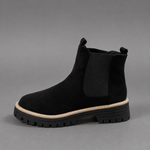 Women's suede block heel ankle boots with a classic round toe, mid-height block heel and durable rubber sole, designed for smart casual everyday wear in autumn, winter and spring.