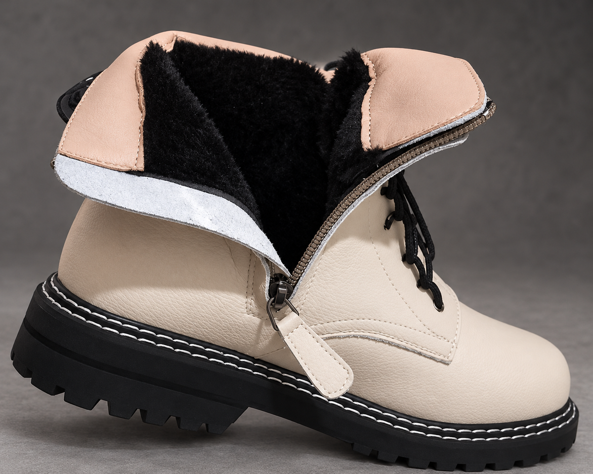 Women’s Leather Lace-Up Ankle Boots – Side Zip Chunky Sole Winter Shoes – Beige plush-lined – lining detail view
