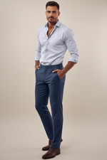 Men’s classic long sleeve button shirt with structured collar