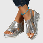 Women’s comfort sandals with arch support and cushioned sole