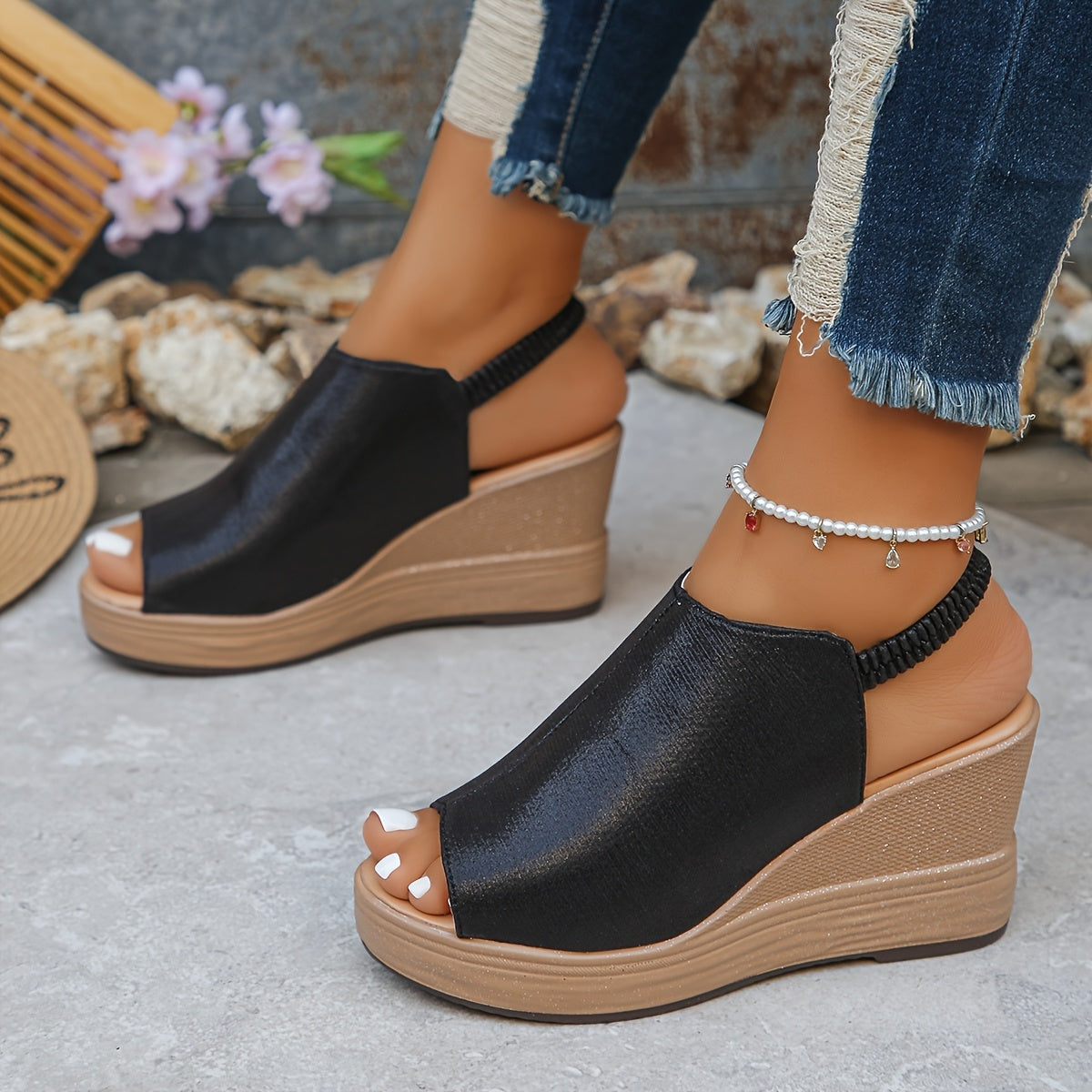 Women’s wedge comfort sandals with open toe platform design